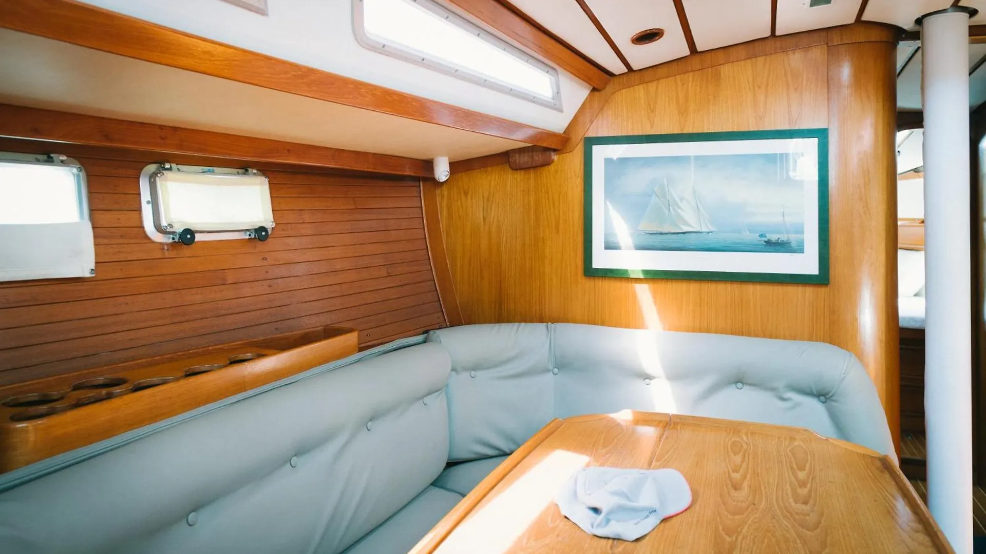 מלון קטאניה Sleep In Boat ספינת מלון